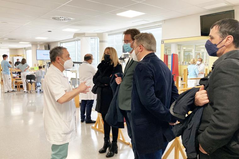 Inspectors d'AXA visiten l'hospital