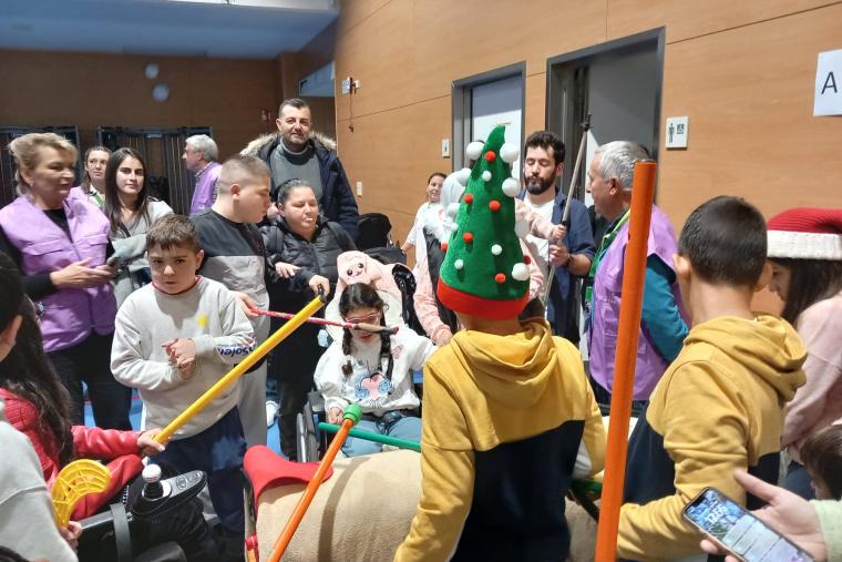 Celebramos las fiestas con los pacientes de Rehabilitación Infantil