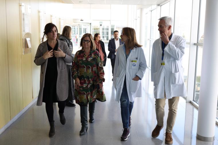 Visita de la Hble. Sra. Núria Montserrat 'consellera' de Investigación y Universidades