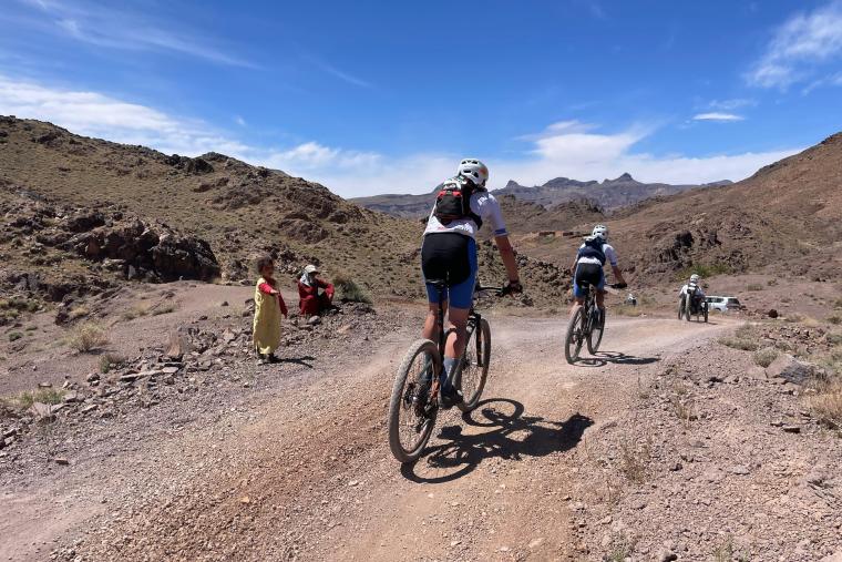 L´equip Institut Guttmann fa història i aconsegueix finalitzar la Titan Desert