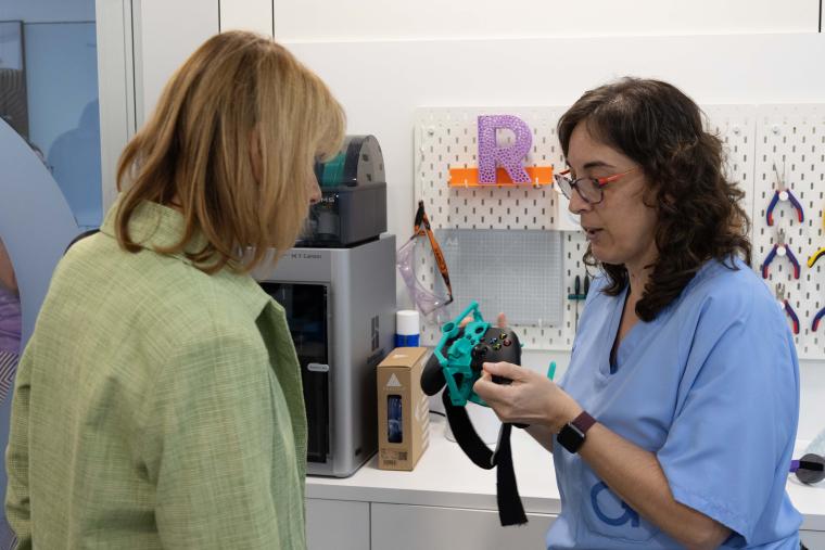 La presidenta de la Diputació de Barcelona, ​​Lluïsa Moret, visita el Institut Guttmann
