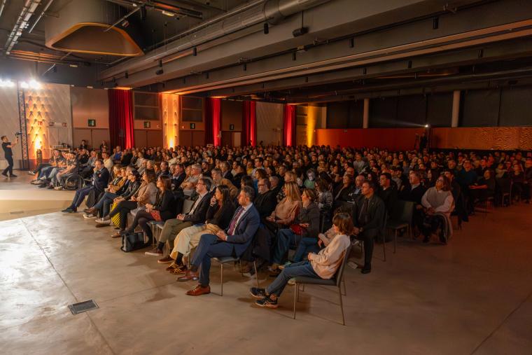 Una nit per recordar: Guttmann emociona amb l’estrena del documental “Titans, la historia d’un no” davant de 500 persones.