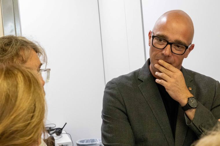 El conseller Raúl Moreno visita Guttmann Hospital de Neurorehabilitació