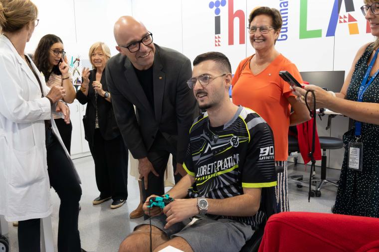 El conseller Raúl Moreno visita Guttmann Hospital de Neurorehabilitació