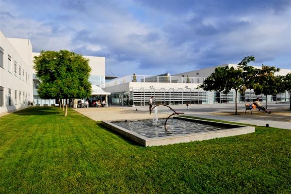 Exteriores Institut Guttmann, centro pionero en neurorehabilitación