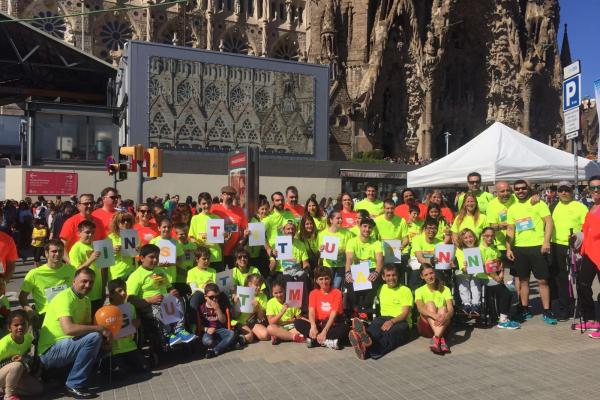 Noticias Institut Guttmann: pacientes, familiares y profesionales del Institut Guttmann participan en la carrera La Milla