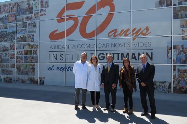 Noticias Institut Guttmann - presidente del RACC visita el hospital 