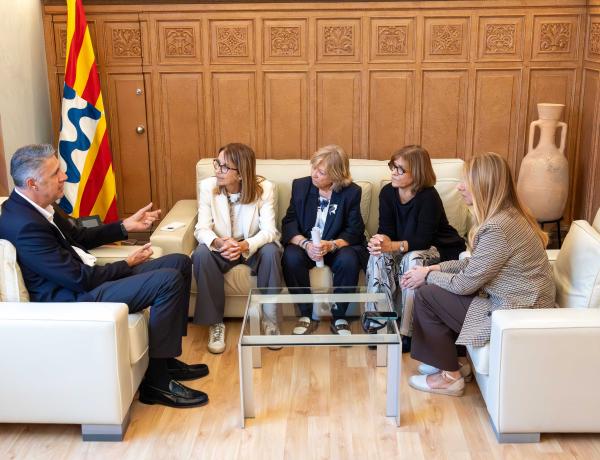 Recepción institucional en el Ayuntamiento de Badalona por el 60 aniversario del Institut Guttmann