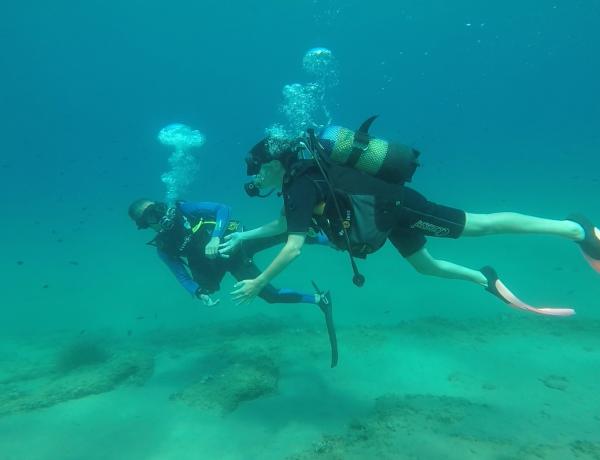 Bautizo de submarinismo en mar abierto