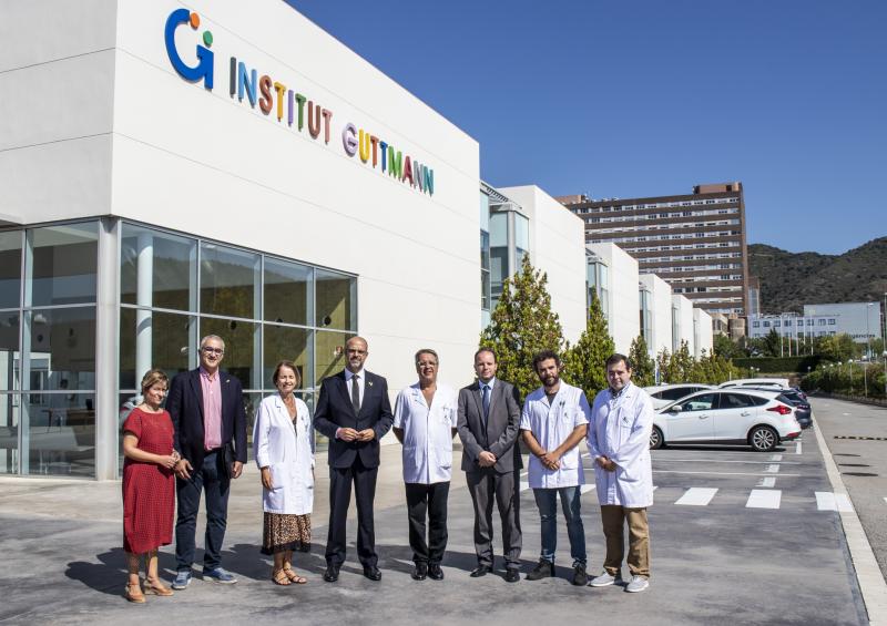 img_9777.jpg El conseller Buch visita el Institut Guttmann para trabajar conjuntamente por una conducción segura