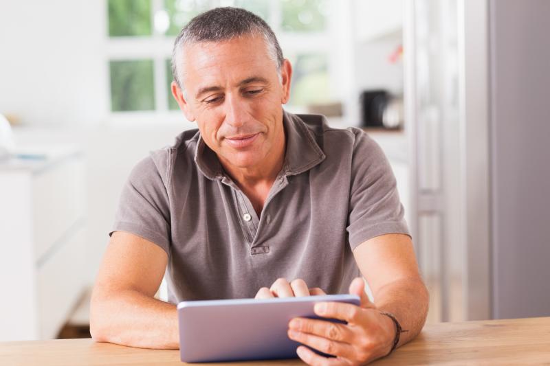 shutterstock_129928463.jpg 3.500 personas cuidan de su salud cerebral durante el confinamiento a través de herramientas telemáticas de estimulación cognitiva