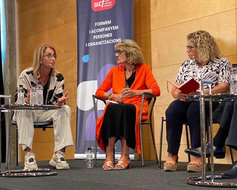 La Dra. Bernabeu participa en una Jornada sobre repuesto generacional y mujeres en la atención sanitaria