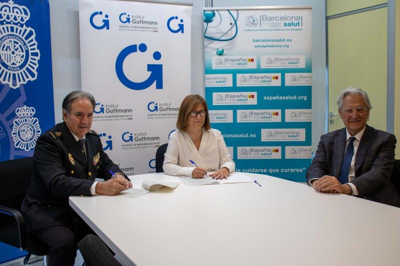  The National Police and the Institut Guttmann sign a collaboration agreement to facilitate the renewal of ID cards and passports for hospitalized patients and their families